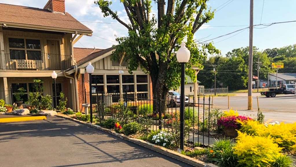 Charles Wesley Motor Lodge Downtown Broken Bow- Hochatown Exterior foto