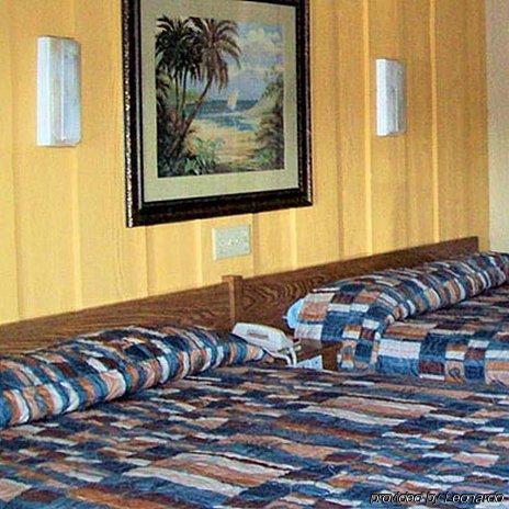 Charles Wesley Motor Lodge Downtown Broken Bow- Hochatown Habitación foto