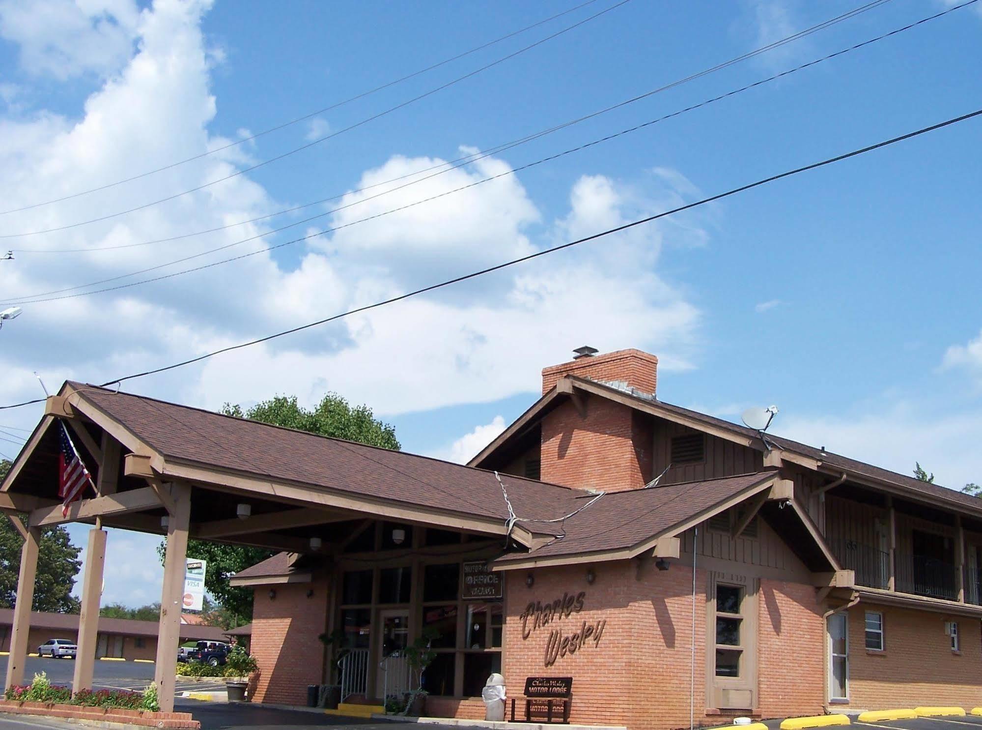 Charles Wesley Motor Lodge Downtown Broken Bow- Hochatown Exterior foto