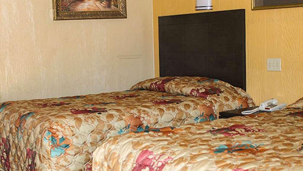 Charles Wesley Motor Lodge Downtown Broken Bow- Hochatown Habitación foto