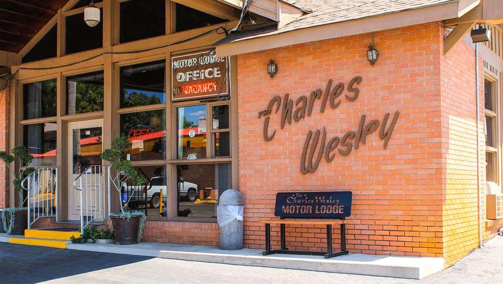 Charles Wesley Motor Lodge Downtown Broken Bow- Hochatown Exterior foto